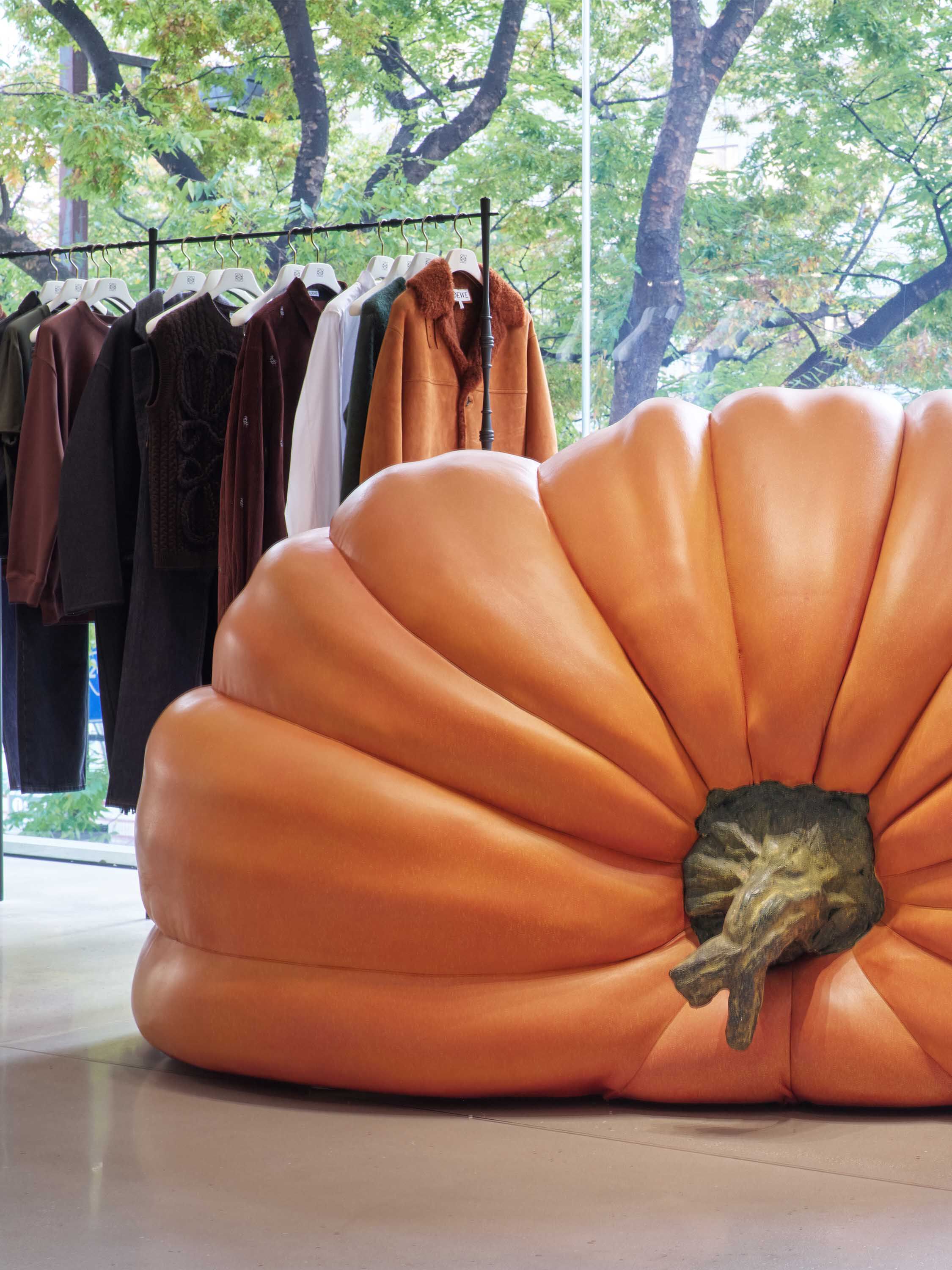Casa LOEWE Omotesando Store JAPAN 3 5 29 Kita Aoyama Minato ku Tokyo